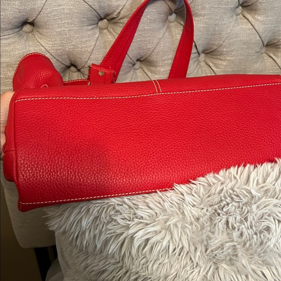 Dooney & Bourke Red Leather Bag EUC. Looks new!!!  Inside is perfect CLEAN - Picture 8 of 14